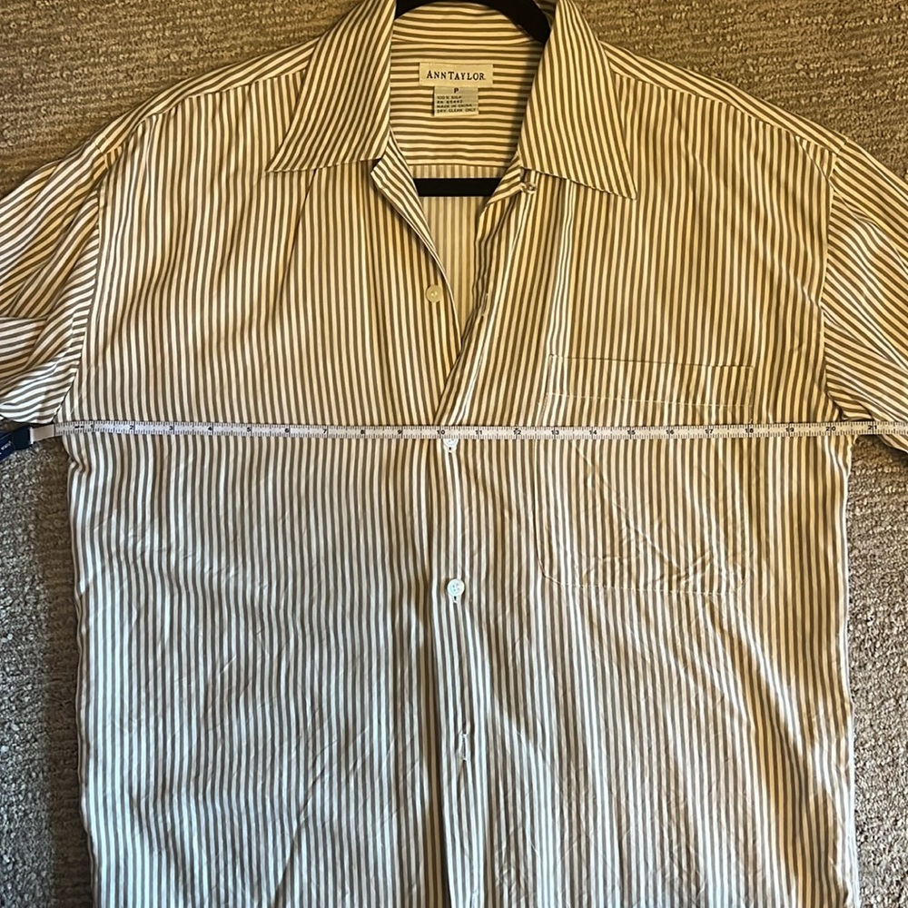 Ann Taylor Button Down Blouse - Picture 14 of 15